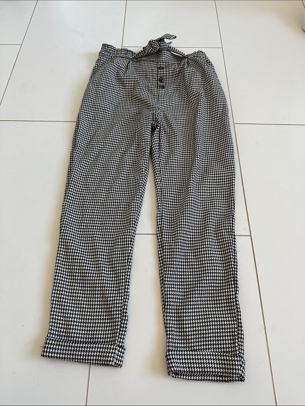 H&M Black & White Houndstooth Paperbag Waist Chinos girls 10/11 NWT